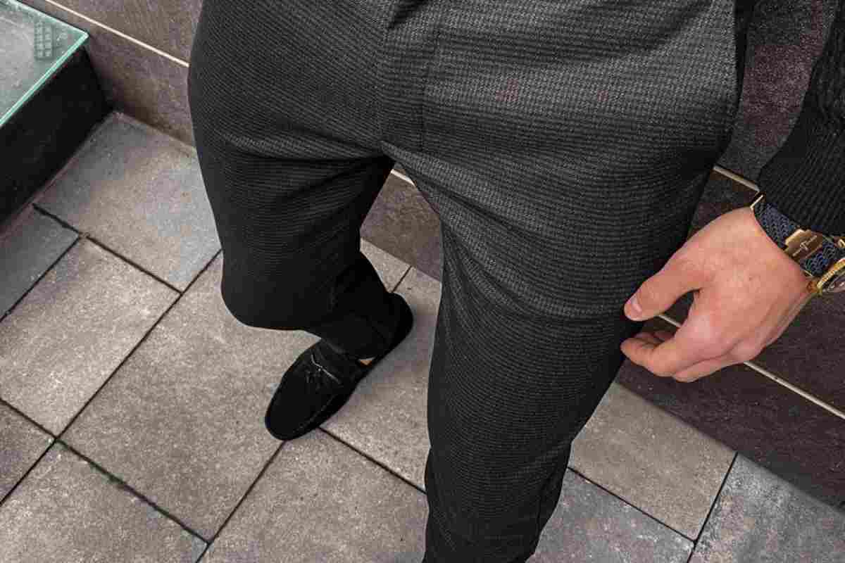Класичні чоловічі штани – основа гардеробу